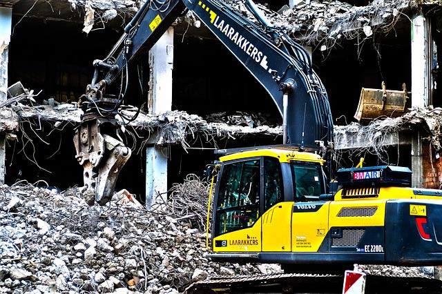 demolition contractor in Hoffman Estates