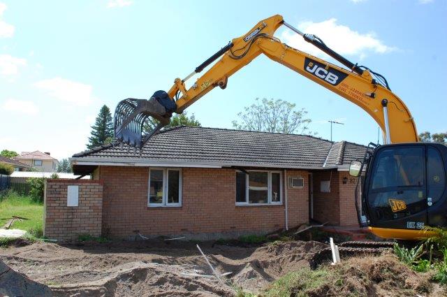 Comprehensive small building demolition services