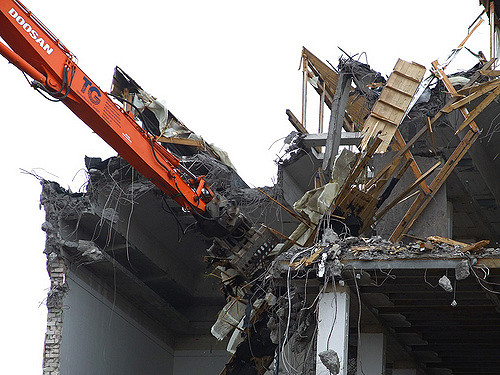 Diferencia entre obras de demolición y deconstrucción